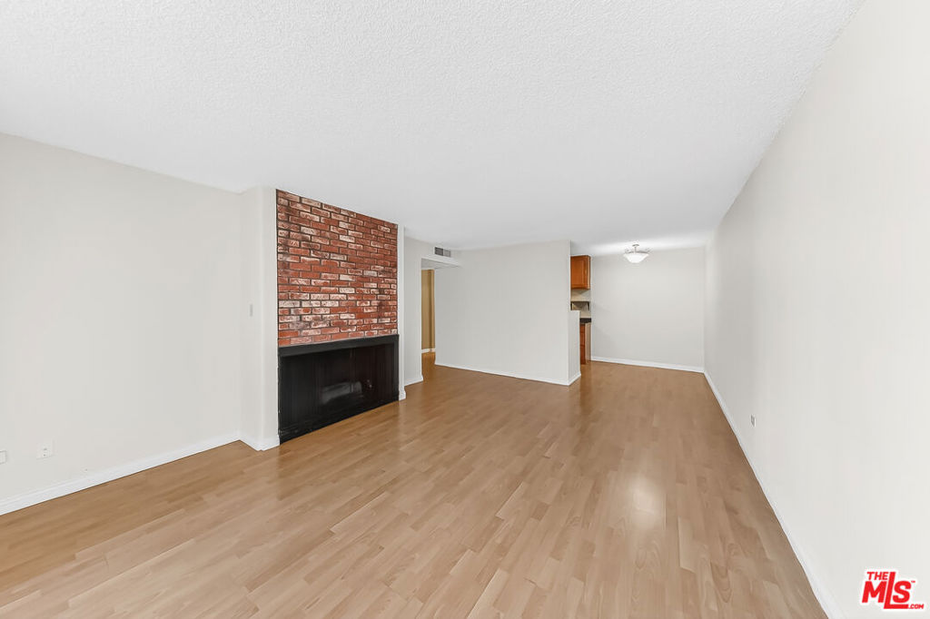 421 S La Fayette Park Place 515
