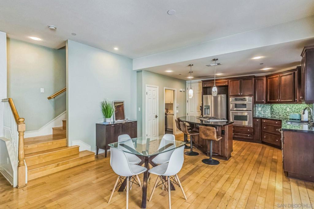 505 N Cedros