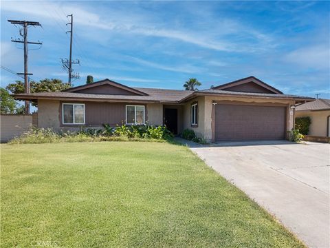 104 W Bluebell Avenue Anaheim CA 92802