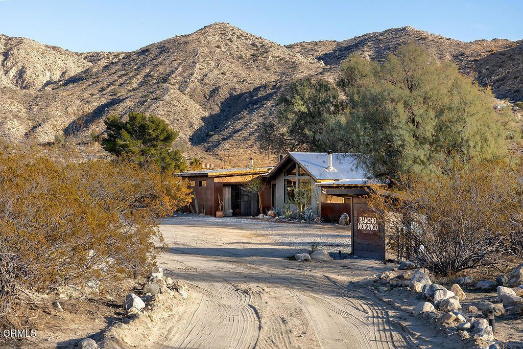 listing image 130729489414937841331