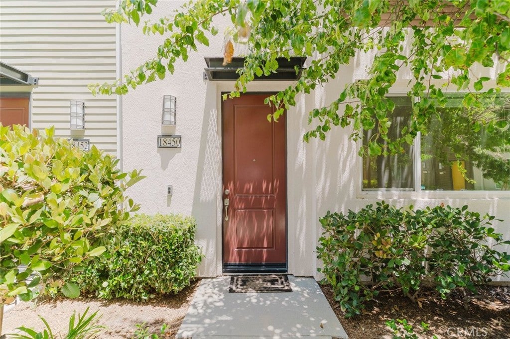 18450 W Calico Lane, Northridge CA 91325