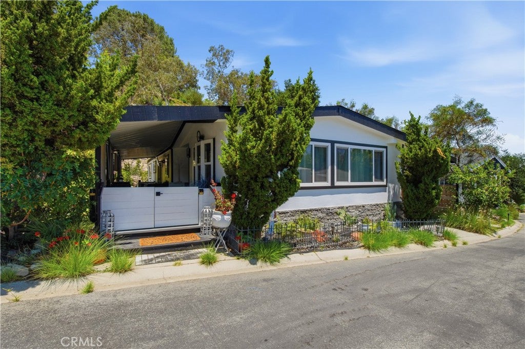 23777 Mulholland Hwy SPACE 107