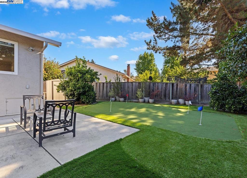 TWIN CREEK - Residential