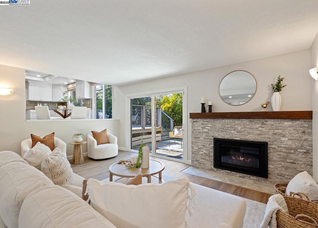 TWIN CREEK - Residential