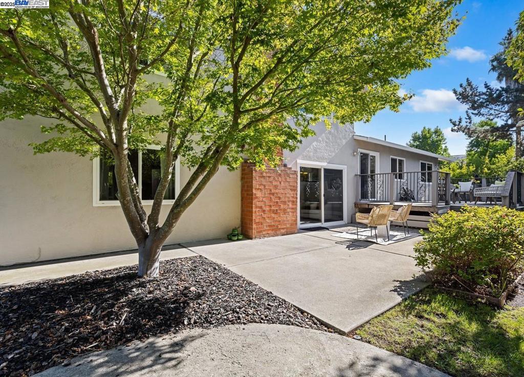 TWIN CREEK - Residential