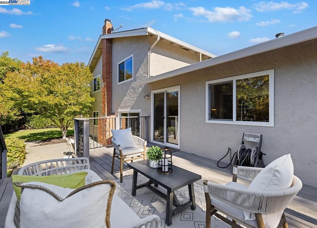 TWIN CREEK - Residential