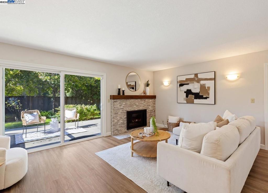 TWIN CREEK - Residential