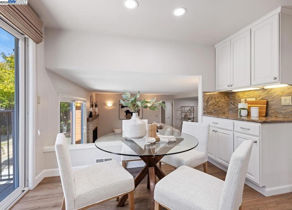 TWIN CREEK - Residential