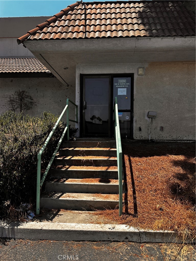 100 N Tustin Avenue