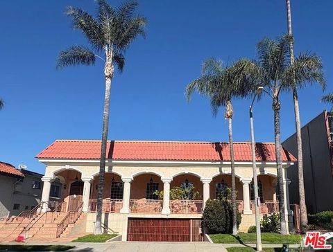 Photo of 14335 Huston Street #113, Sherman Oaks, CA 91423 (MLS # 25629481)