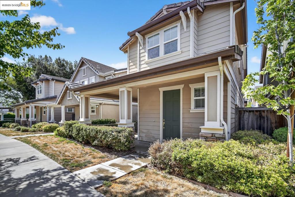 BRENTWOOD - Residential