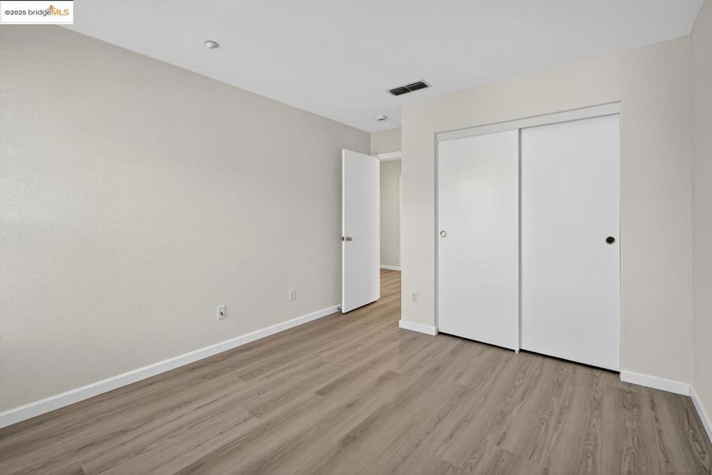 BRENTWOOD - Residential