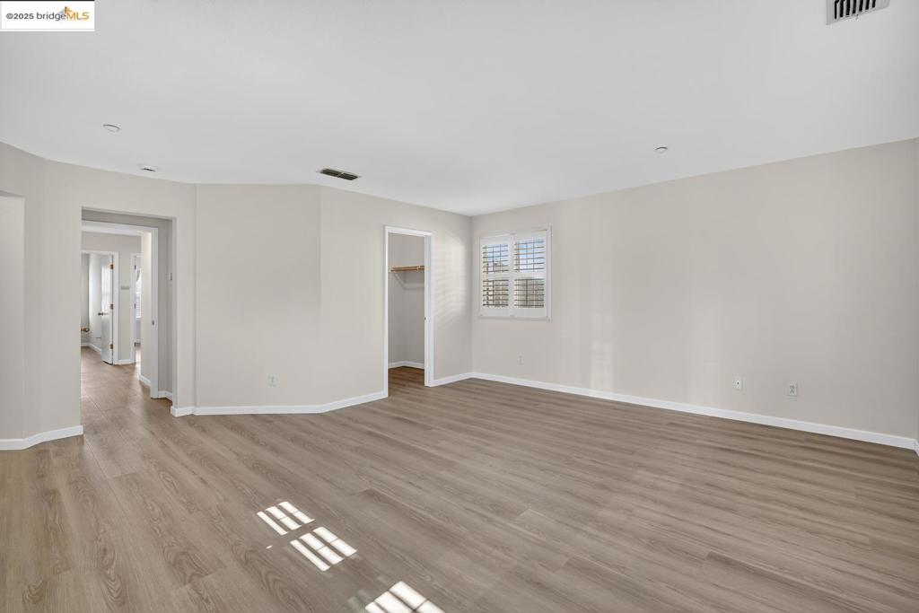 BRENTWOOD - Residential