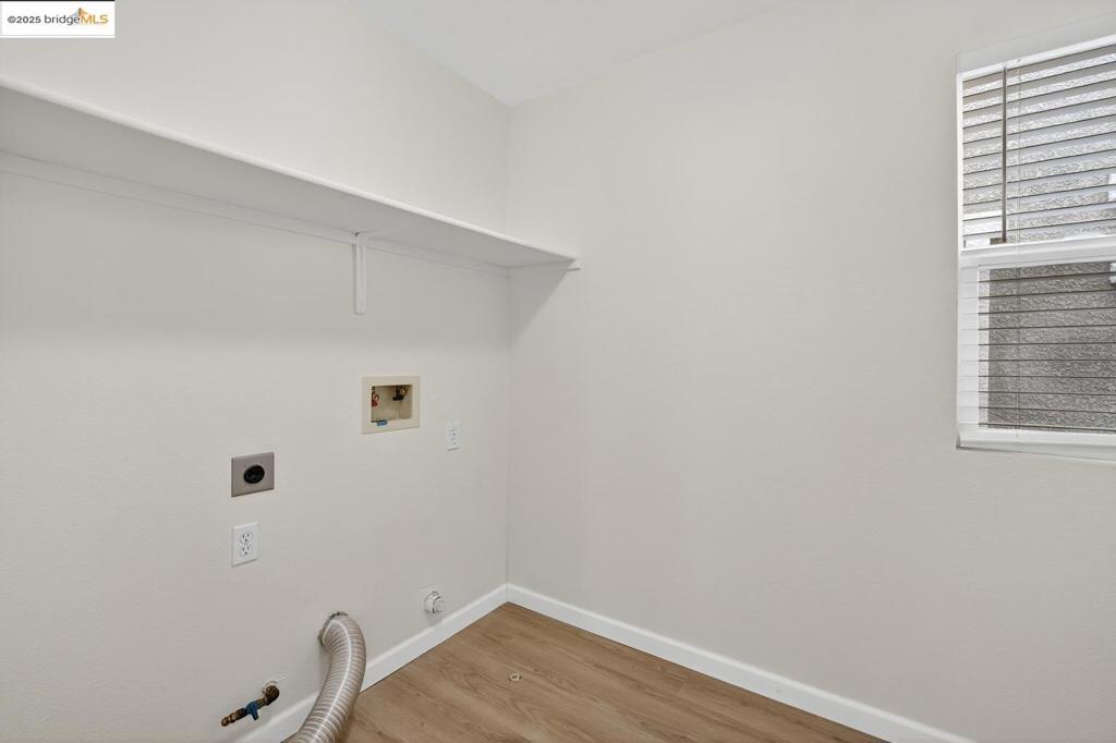 BRENTWOOD - Residential