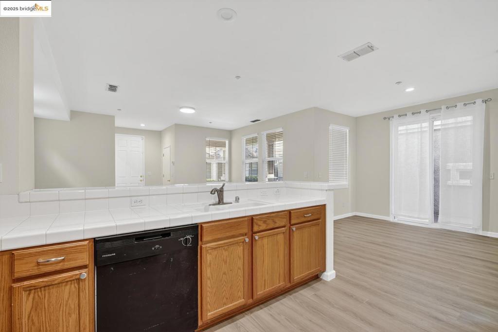 BRENTWOOD - Residential