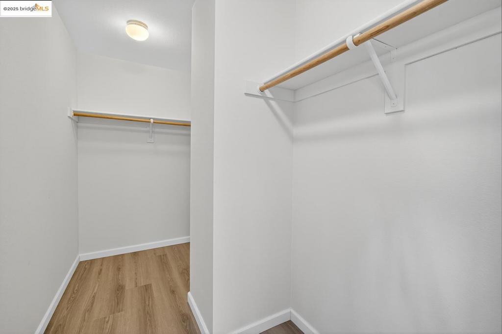 BRENTWOOD - Residential