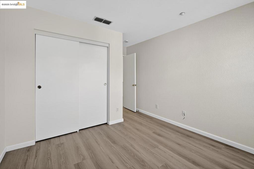 BRENTWOOD - Residential