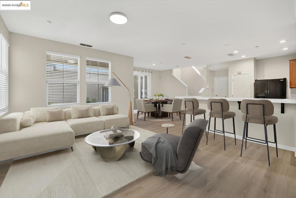 BRENTWOOD - Residential