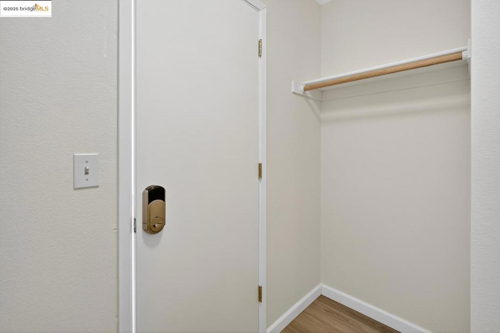 BRENTWOOD - Residential