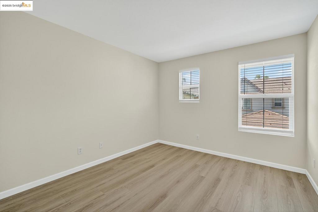 BRENTWOOD - Residential