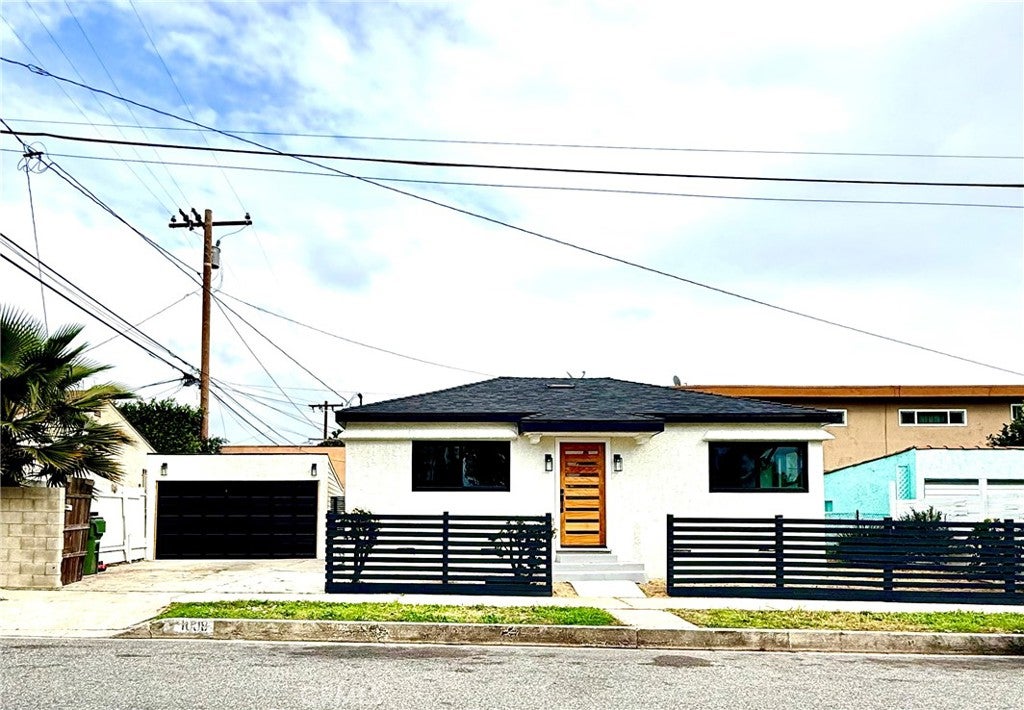 1008 Long St, Inglewood CA 90302