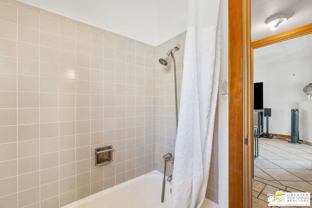 Warm Sands - Residential Income