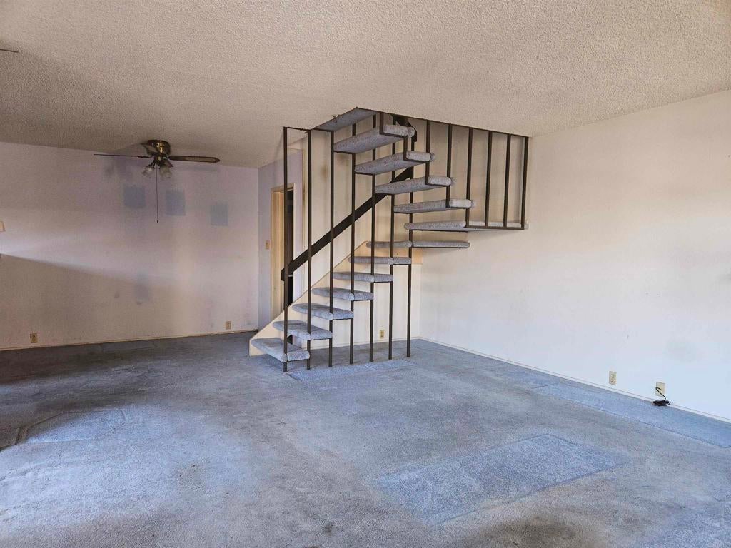 215 Otay Valley Rd B