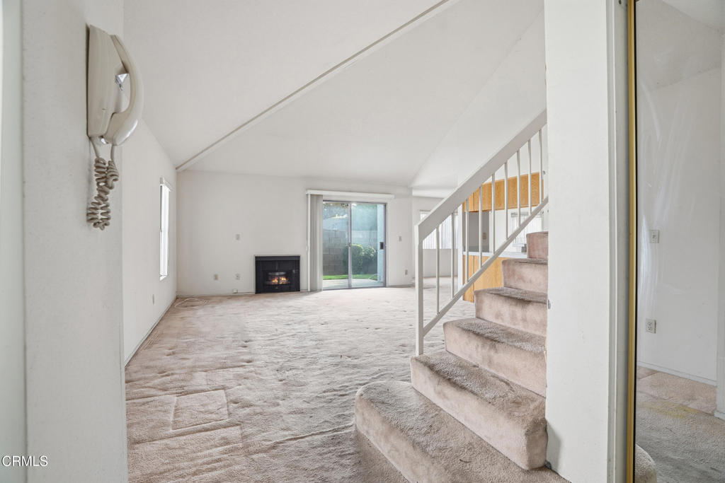 823 Earlham Street 4