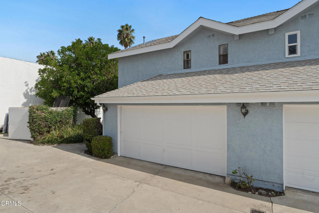 823 Earlham Street 4