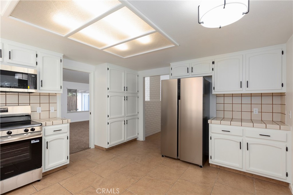 4053 Glendale Court