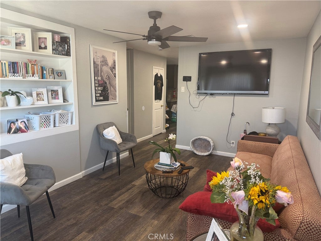 1602 N King A4