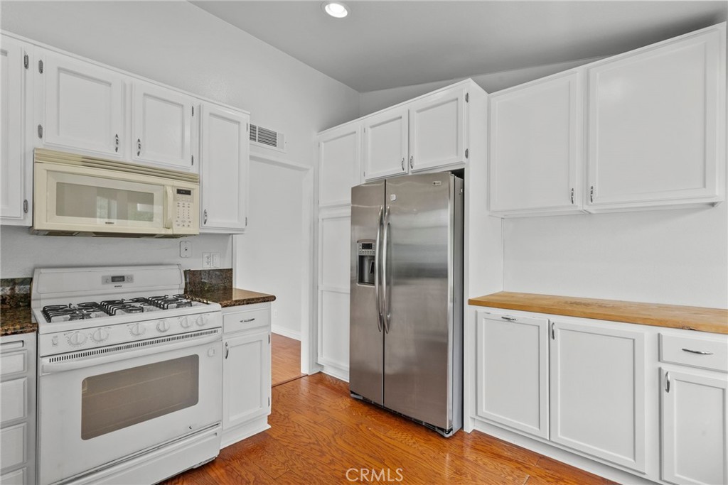 Mtn. View Courtyards (MTCO) - Residential