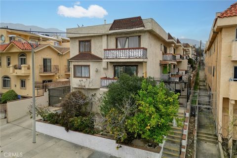 Photo of 10214 Samoa #25, Tujunga, CA 91042 (MLS # GD26018568)