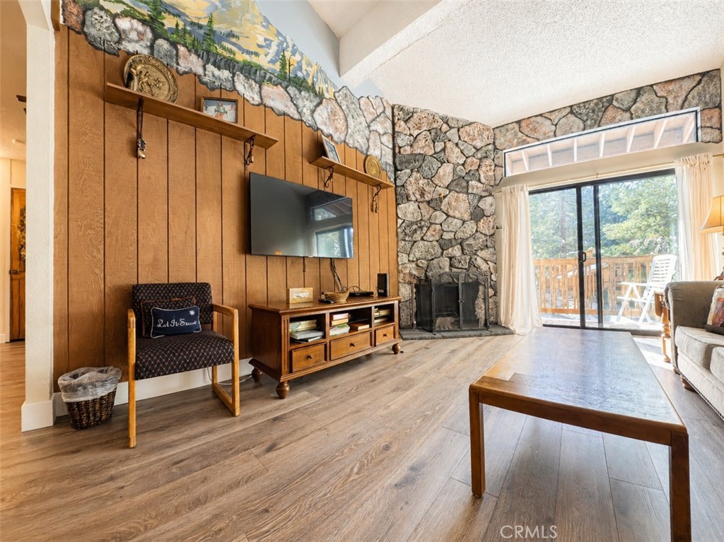 3253 Meridian