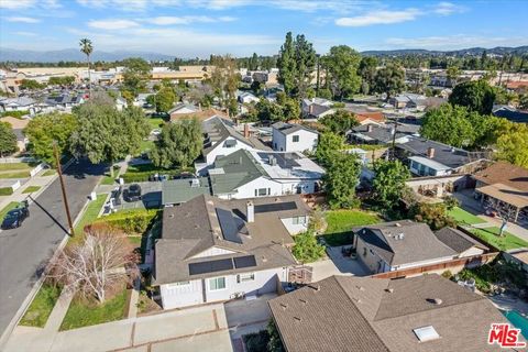 Tiny photo for 23032 Mobile Street, West Hills, CA 91307 (MLS # 26829643)
