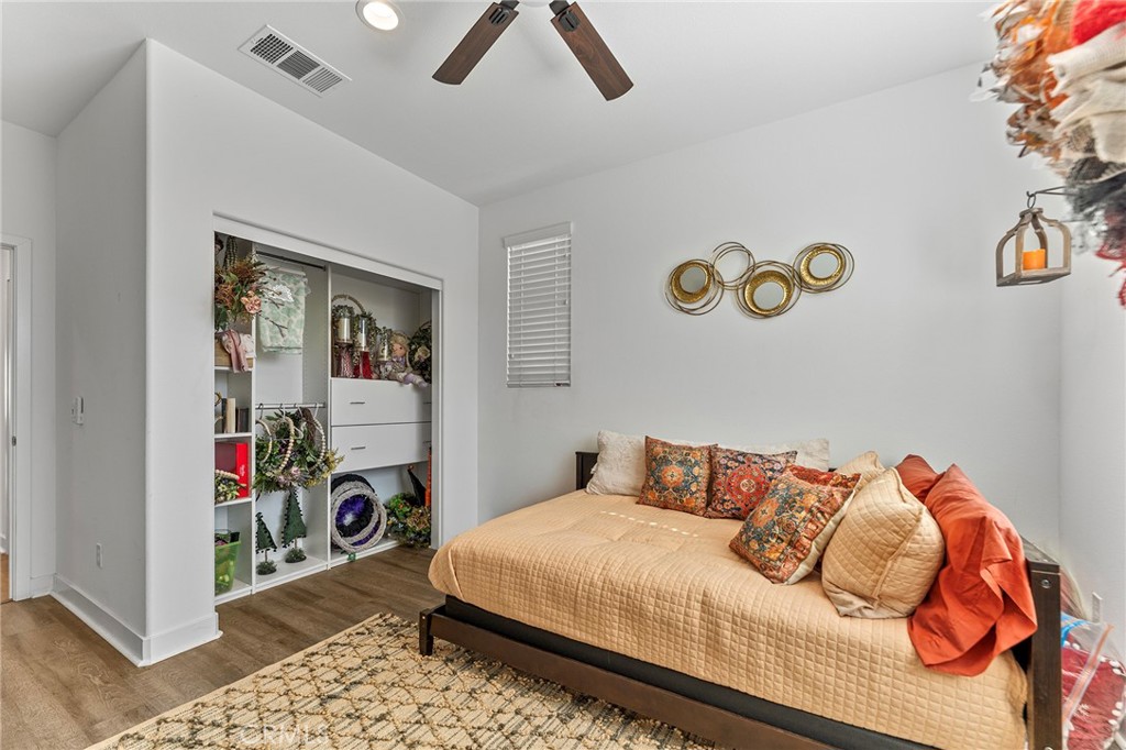 Altis Community - Residential