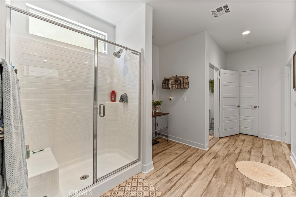 Altis Community - Residential