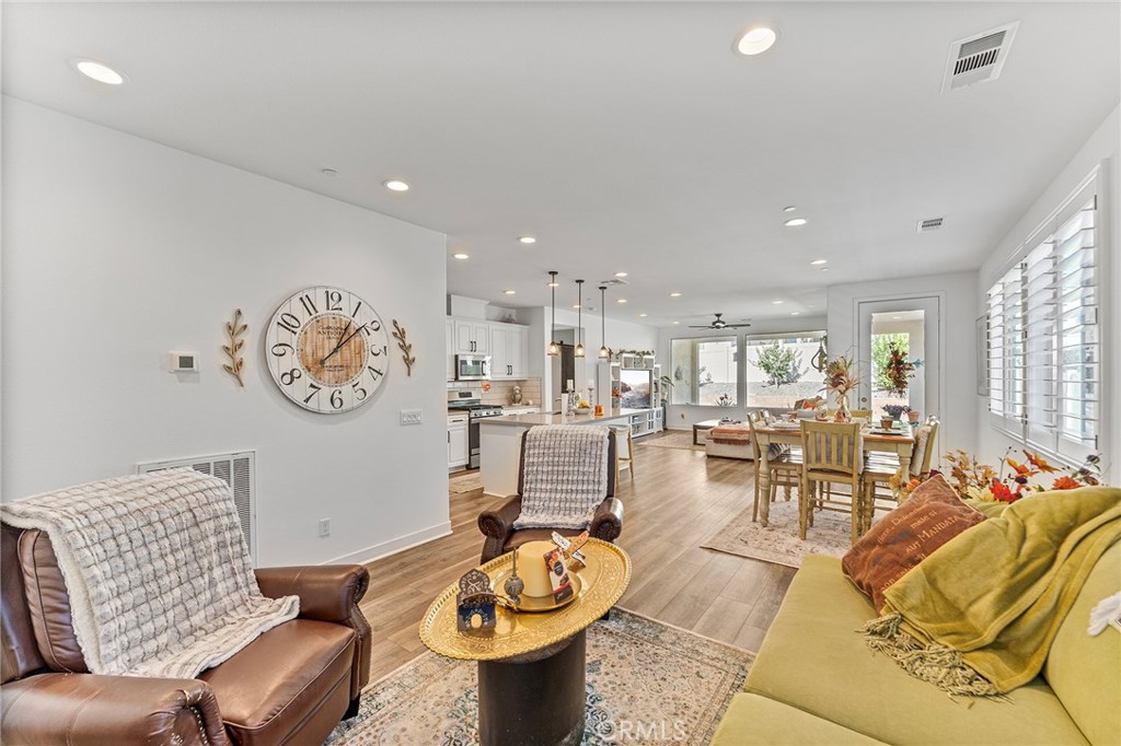 Altis Community - Residential