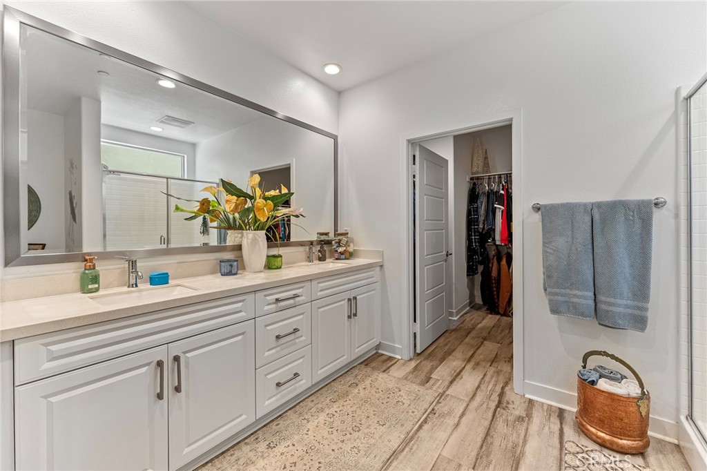 Altis Community - Residential