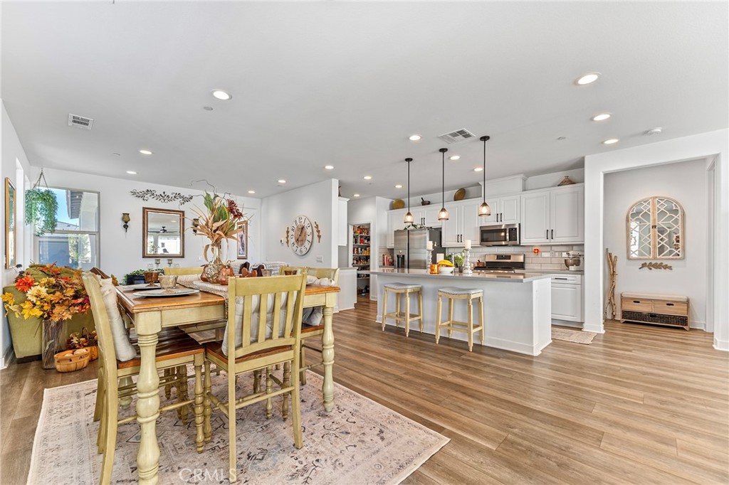 Altis Community - Residential