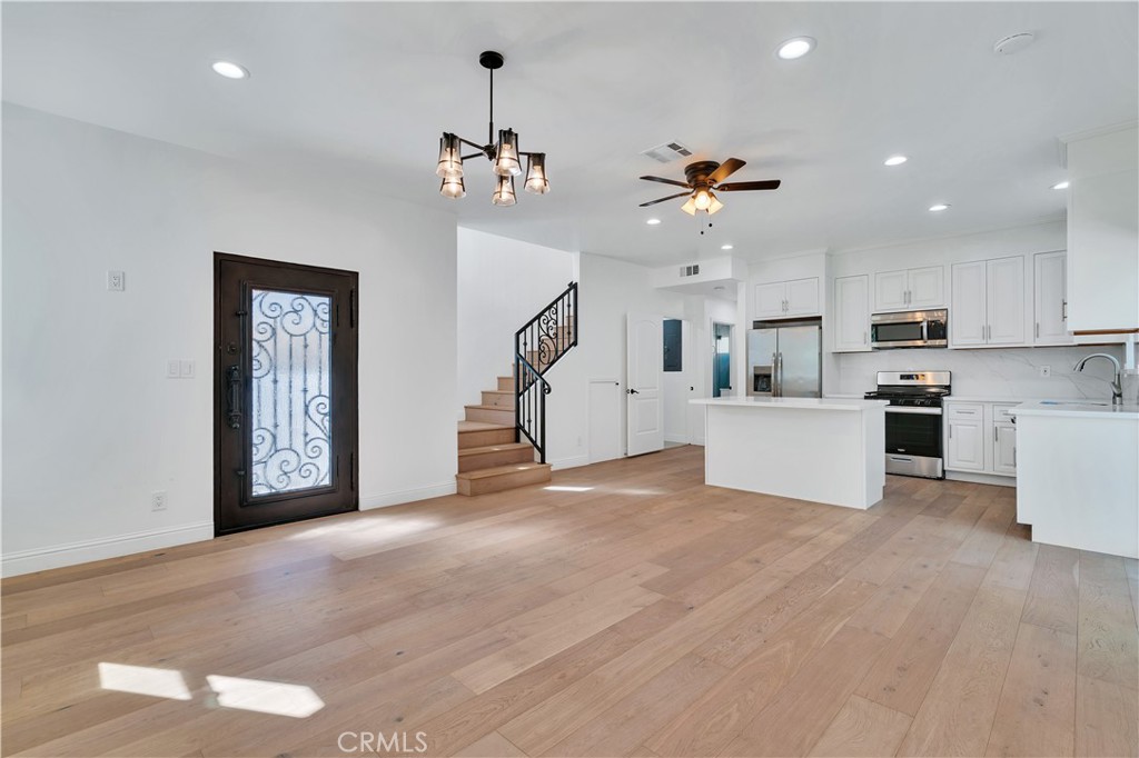 Discover modern comfort in this beautifully crafted 3-bedroom, 2-bathroom two-story ADU at 11338 Barman Avenue—built brand new in 2022.
Generous open-plan living room with natural light fully equipped kitchen with stove/oven, dishwasher, microwave, refrigerator and a convenient in-unit washer/dryer. Private driveway and parking included (right side facing home only). Central heating/AC and contemporary finishes throughout. Situated just moments from the 405 Freeway, this home offers seamless commuting options across the Westside and greater Los Angeles.
Within minutes of your front door you’ll find deep community roots and a vibrant local scene:
Culver City Arts District – A hotspot for galleries, live music, and art walks.
Historic & Entertainment Venues – Visit the iconic Kirk Douglas Theatre for eclectic performances or enjoy a guided tour of Sony Pictures Studios a stone’s throw away.
Museum & Cultural Offerings – Just down the street is the fascinating Wende Museum, with free public programs year-round.
Culver Boulevard Median Bike Path – Perfect for joggers, cyclists, dog-walkers; paved, scenic, and pleasant.
Culver Farmer’s Market – Every Tuesday, indulge in seasonal local produce, artisanal goods, live music and community charm.
Platform LA & Helms Bakery District – For shopping, dining and design inspiration—ranging from farm-to-table eateries to boutique stores.
Explore the Baldwin Hills Scenic Overlook – Climb the famous "Culver Stairs" for panoramic city-to-ocean sunset views.
Engage in community life with art events, gallery openings, and cultural programming throughout the Arts District.
Take a leisurely bike ride or walk along the Culver Blvd Bike Path under canopy shade and urban double-lane trails.