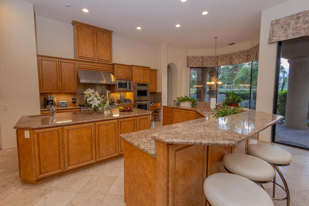 Avondale Country Clu - Residential