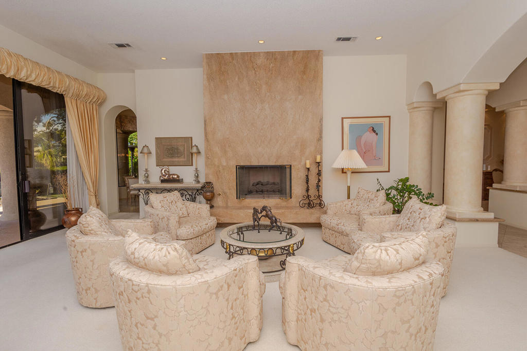 Avondale Country Clu - Residential