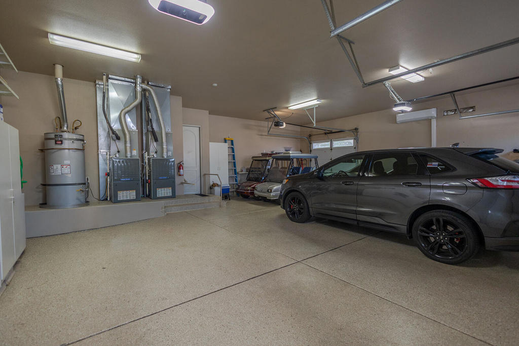 Avondale Country Clu - Residential