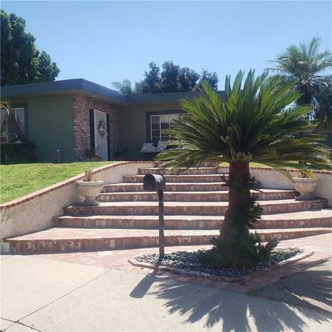 Photo of 8110 Brownstone Street, Sunland, CA 91040 (MLS # SR25176207) Photo of 8110 Brownstone Street, Sunland, CA 91040 (MLS # SR25176207)