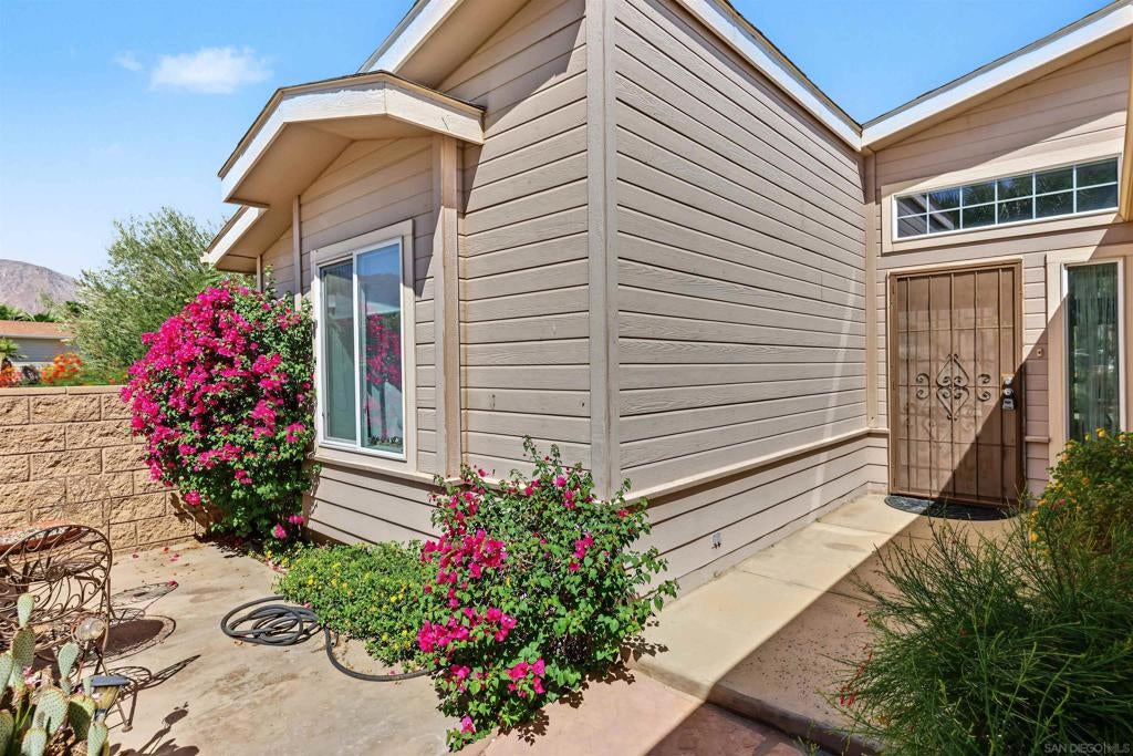 1010 Palm Canyon Drive 350