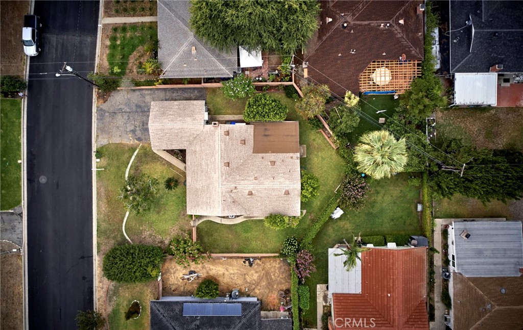 Properties 1 2445 Bashor Street
