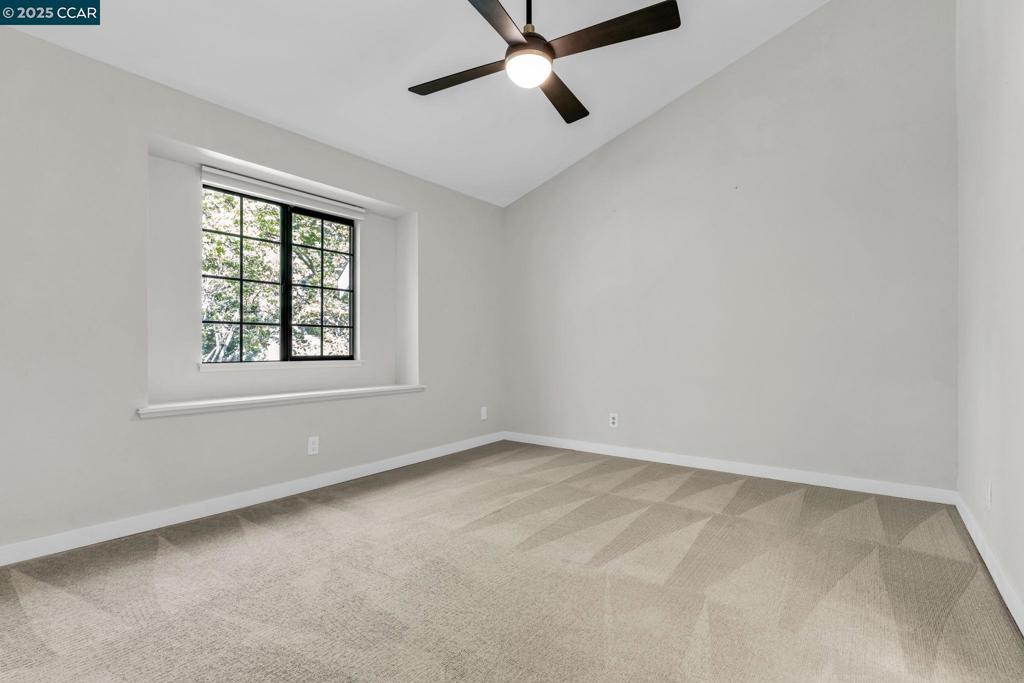 CANYON WOODS - Residential