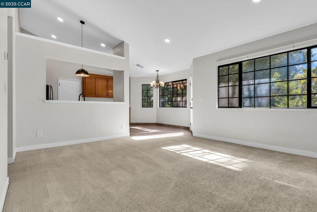 CANYON WOODS - Residential