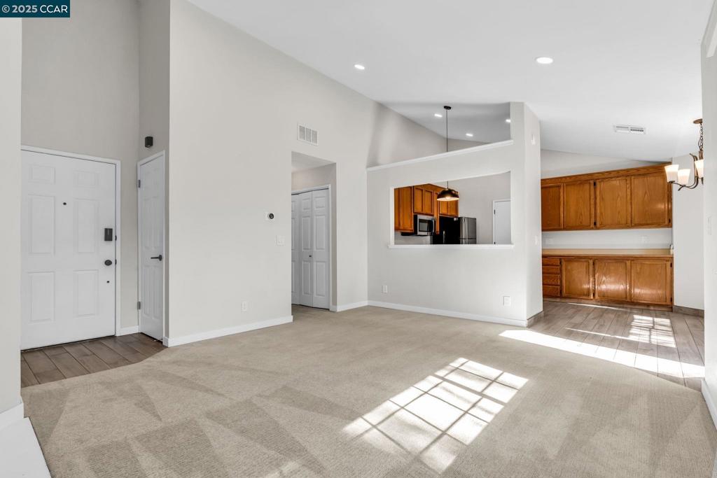 CANYON WOODS - Residential